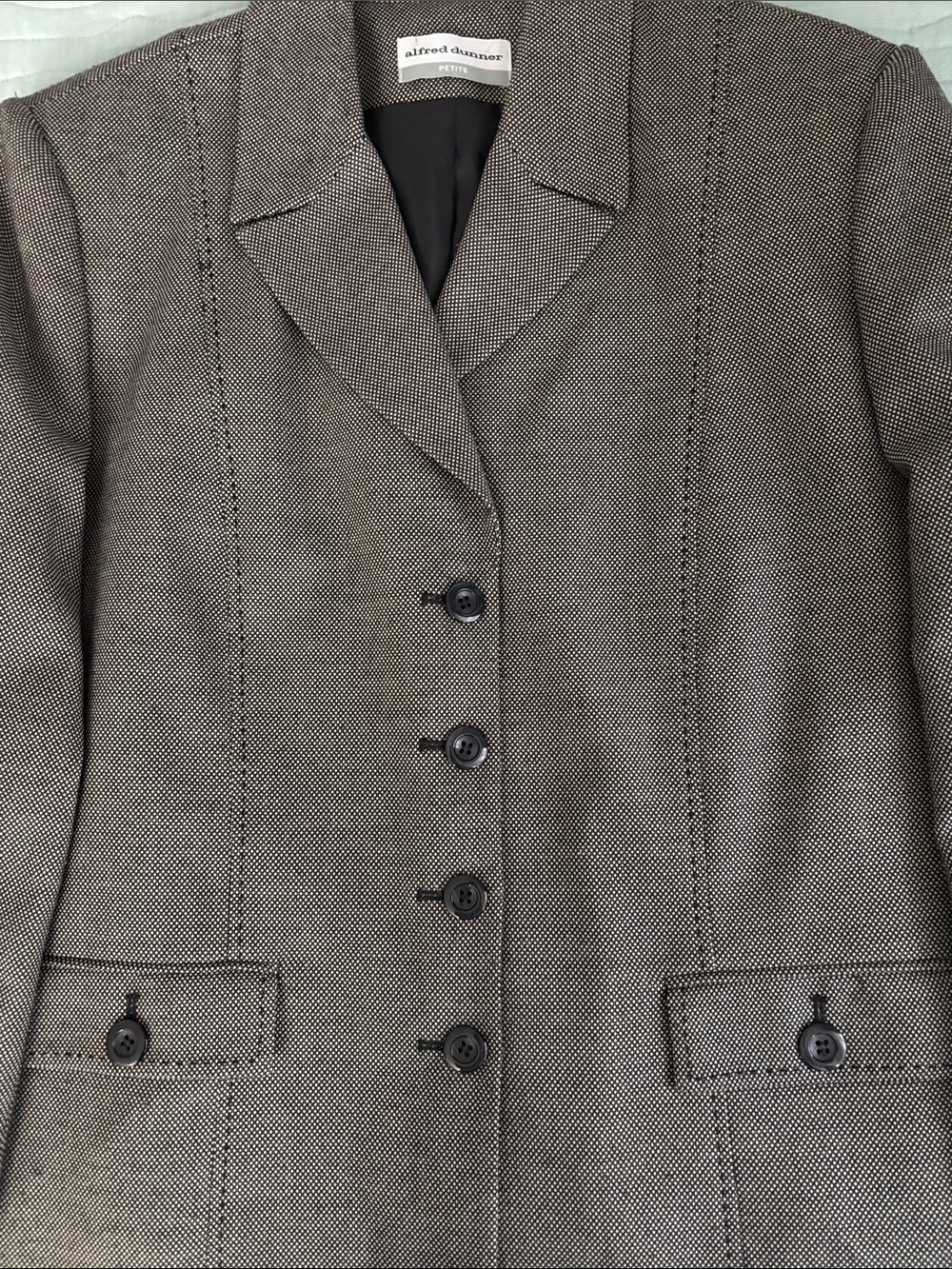 Alfred Dunner Petite Tailored Blazer Black and White Size 14P Fully Lined.